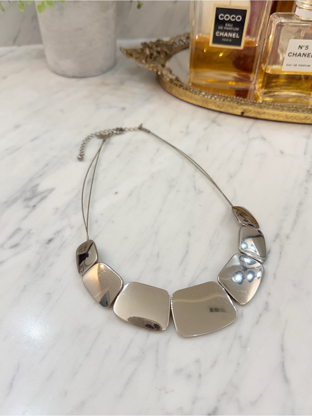 Vintage Contemporary “Lia Sophia-Silverado” Silver Geometric Necklace
